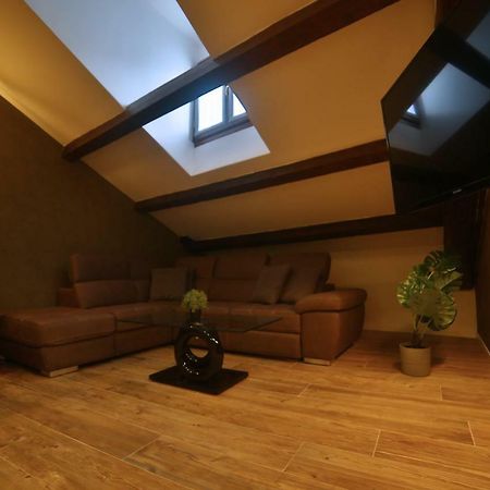 Moscova Attic Near Duomo Leilighet Milano Eksteriør bilde