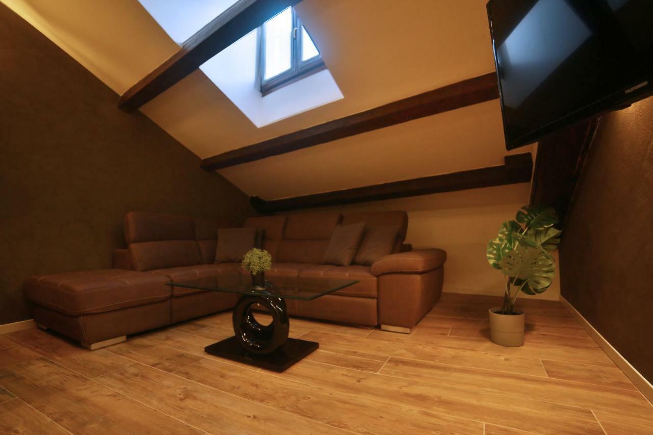 Moscova Attic Near Duomo Leilighet Milano Eksteriør bilde